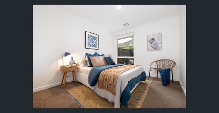 Low-maintenance villa living - Photo 3