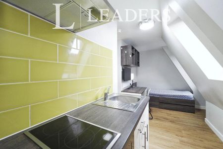 1 bedroom flat to rent - Photo 3