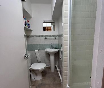 Studio Flat, London, SW1V - Photo 3