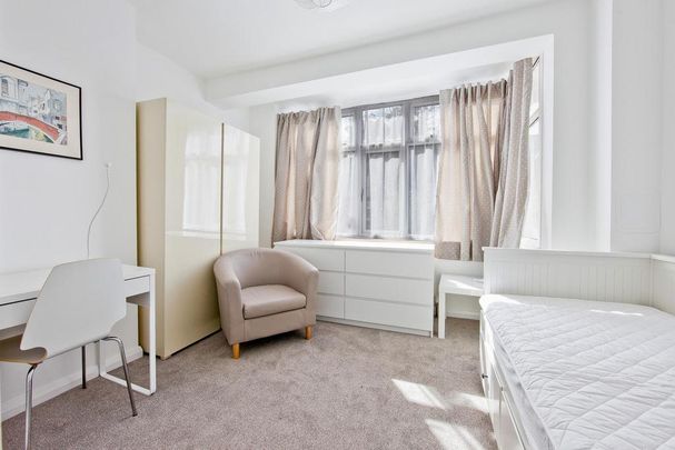 House share to rent - Photo 1