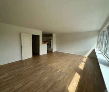 Stor og lys lejlighed tæt på Ikast storcenter - Foto 1