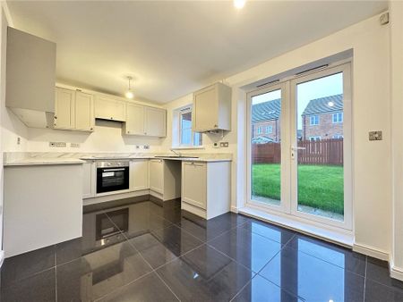 3 bedroom semi-detached house to rent - Photo 5