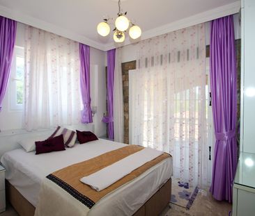 Rymlig villa med 4 sovrum och pool i Mugla Fethiye - Photo 3