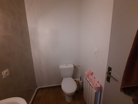 Location Appartement 2 pièces 34m² - Photo 3