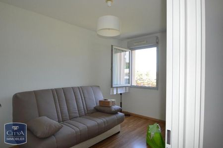 Location Appartement 3 pièces 71m² AGEN 47000 - Photo 2