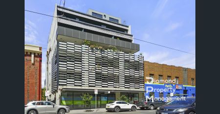 Penthouse Luxury in the Heart of Richmond - Photo 5