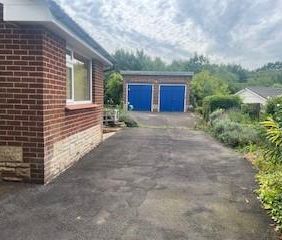 3 bedroom detached house to rent - Photo 3