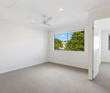 Low Maintenance Townhouse in Brightwater - Photo 4