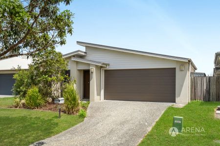 11 Hipwood St, Pimpama QLD 4209 - House For Rent | Domain - Photo 3