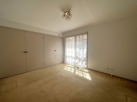 403B Glen Eira Road CAULFIELD NORTH - Photo 4