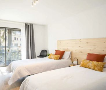 Room in a shared 16-bedroom apartment for rent in Ciudad Universitaria - Photo 5