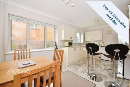 3 bedroom end of terrace house to rent - Photo 4