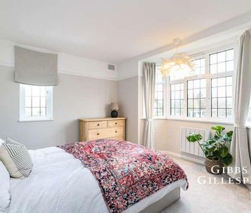 Green Tiles, Green Tiles Lane, Denham, Uxbridge, UB9 - Photo 4