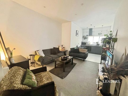 1 bedroom flat to rent - Photo 1
