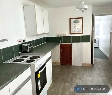 5 bedroom terraced house to rent - Photo 3