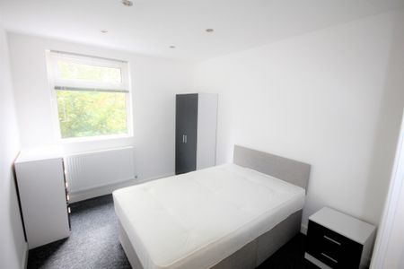 Stanley Place, Preston - Photo 4