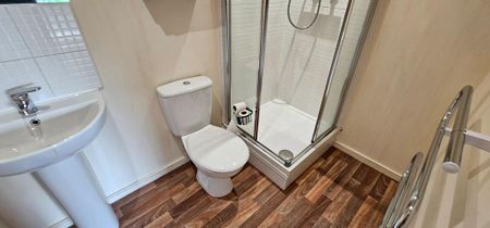 3 bedroom apartment to rent - Photo 3