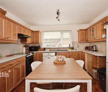 2 bedroom detached bungalow to rent - Photo 5