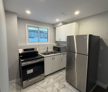 For Lease - 246 Lakeview Park Avenue Unit# Basement, Oshawa, Ontario - Photo 6