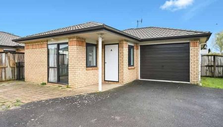 Freshly Renovated in Hamilton East - Photo 3