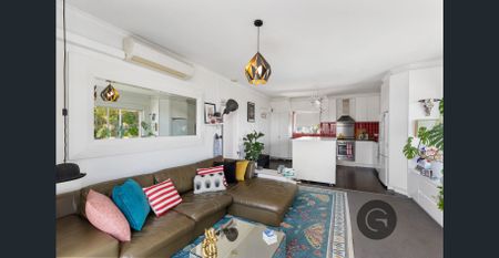 Fully Furnished Beachfront Living - Photo 2