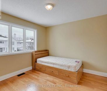 11 WESTMEATH CRESCENT - Photo 5