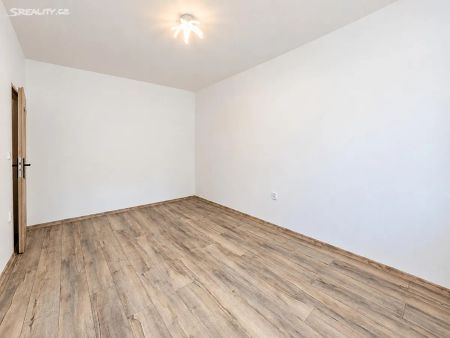 Pronájem bytu 2+1 51 m² - Photo 4