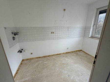 Schöne 2-Zimmer-Wohnung mit Balkon & Garage - Photo 4