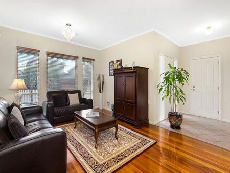 8 Flemming Avenue, Maribyrnong, VIC 3032 - Photo 5