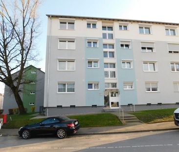 Schön aufgeteilte 3-Zimmer-Wohnung mit großem Wohnzimmer und Balkon... - Foto 1