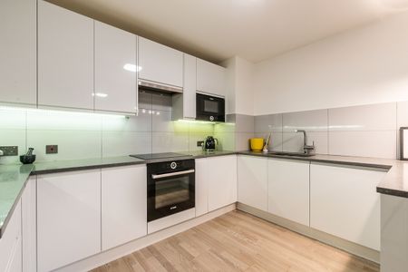 2 bedroom flat to rent - Photo 4