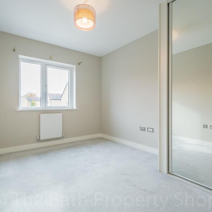 3 bedroom end of terrace house to rent - Photo 1