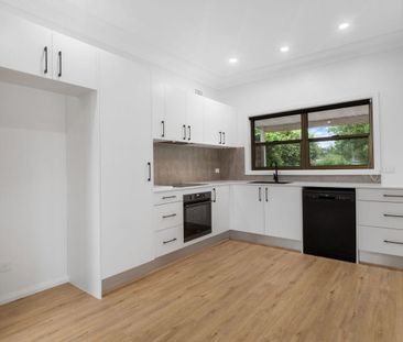 Renovated 2 Bedroom Home - Photo 4