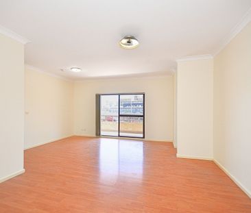 Renovated 2 Bedroom Unit in Handy Location - Photo 5