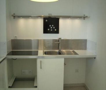 Location Appartement 2 pièces 43m² GRIMAUD 83310 - Photo 1