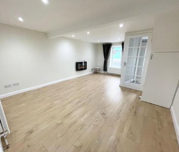 5 High Street, Ballyhalbert, BT22 1BL - Photo 1
