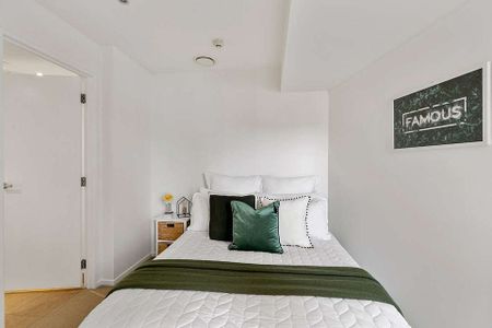 Stylish 2BR City Apt with Amenities - Photo 3