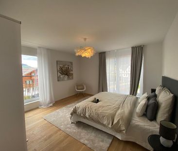 Moderne 4.5-Zimmerwohnung Attika im Herzen von Plaffeien - Photo 2