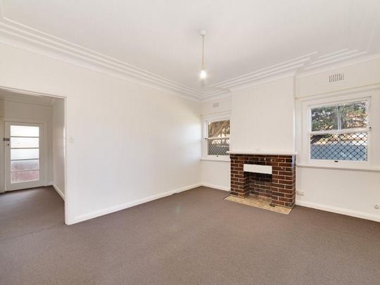 34 Percival Street, Maroubra NSW 2035 - House For Rent | Domain - Photo 1