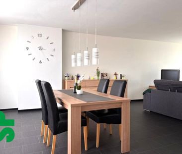 Ruim appartement met 2 slaapkamers op de 2de verdieping met terras. - Foto 2