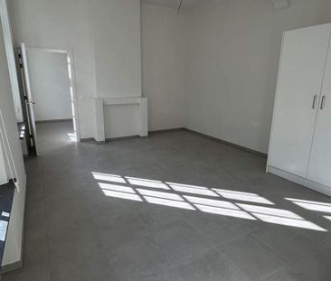 Appartement te huur in Dendermonde voor € 982 met 1 slaapkamer - Photo 2