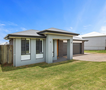 118 Webcke Crescent - Photo 3