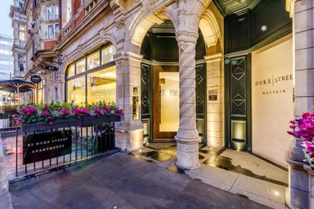 2 bedroom conversion flat with 1 reception and 2 bathrooms in Mayfair, W1K - Photo 4