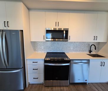 For Lease - 335 Wheat Boom Drive Unit# 1003, Oakville, Ontario - Photo 3