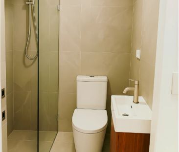 INSULR, Sydney - Photo 4