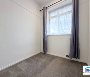 3 Bedroom Semi-Detached - Photo 4