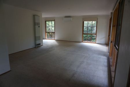 2/261 Station Road, New Gisborne - Photo 3