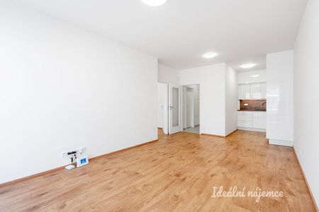 Pronájem bytu 2+kk 52 m² - Photo 2