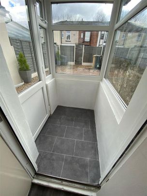 2 bedroom house to rent - Photo 1