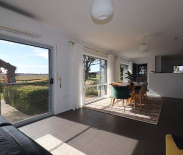 Brick family home - 9 km from town - Photo 4